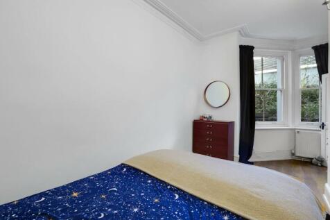 08-aaf1JHPropWorld - 49a Westwood Hill - 22-medium