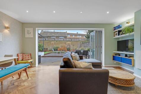 06-ba7dJHPropWorld - 1 Gable Court - 16-medium.jpg