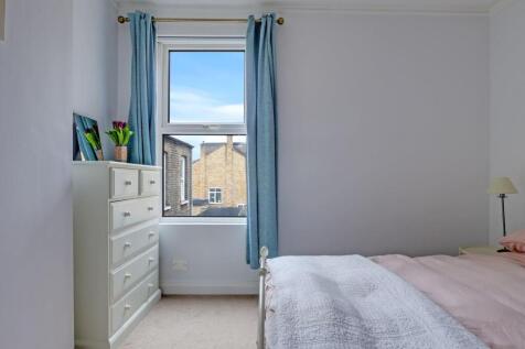 03-64d1JHPropWorld - 144 Perry Road - 7-medium.jpg
