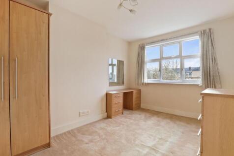 11-8925JHPropWorld - 48 De Frene Road - 33 (1)-med