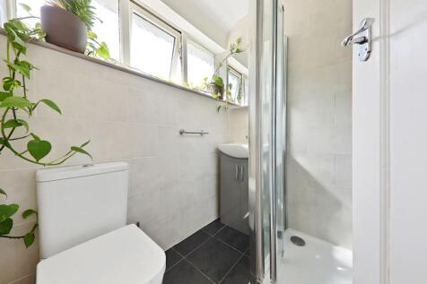 08-e10fJHPropWorld - 43 Meadowview Road - 24 (1)-m