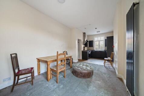 07-c6aa2361 - PropWorld - NS - Ground Floor Flat, 