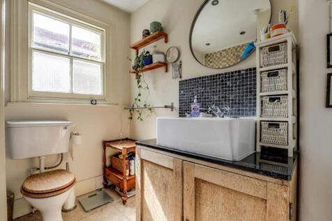 10-65f5JHPropWorld - 11 Homecroft Road - 28-medium