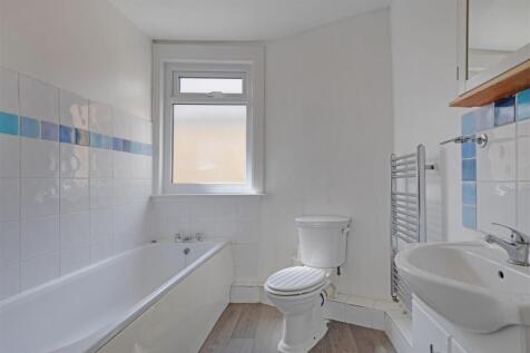 13-483983138-Propworld-JJ-8 Wiverton Rd-14.jpg