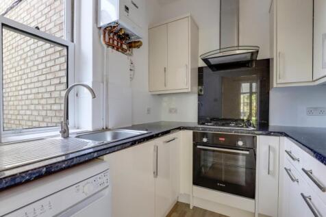 06-8cfcJHPropWorld - Flat 3, 57 Cator Road - 16.jp
