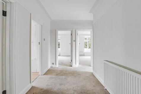13-0f1eJHPropWorld - 18 Fountain Court - 37.jpg