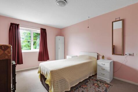 01-d881JHPropWorld - 22 Albermarle Lodge - 1.jpg