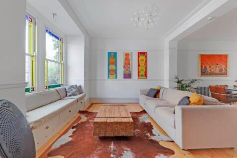 01-11c2JHPropWorld - 14 Elvino Road - 1-medium.jpg