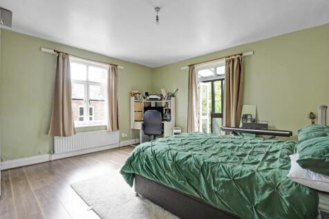 06-d7cbJHPropWorld - 18c Trewsbury Road - 17.jpg