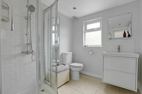 04-15edJHPropWorld - 124 Venner Road - 46.jpg