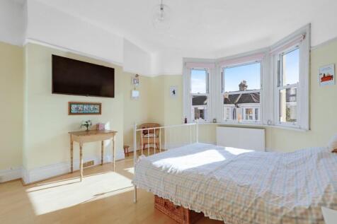 04-67e8JHPropWorld - 124 Venner Road - 28.jpg