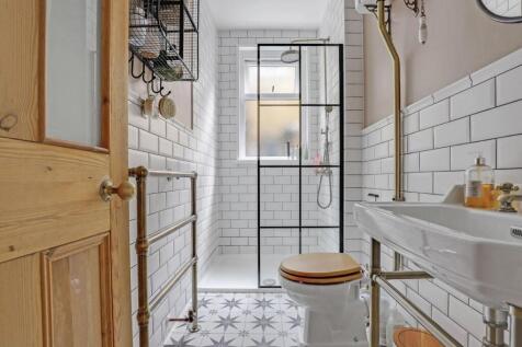 04-32c6JHPropWorld - 96 Queenswood Road - 25-mediu