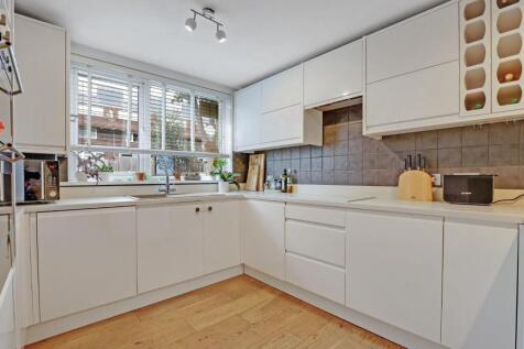 14-5011JHPropWorld - 9 Prospect Close - 8.jpg