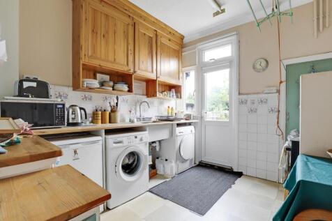 05-663cJHPropWorld - 21 Tannsfeld Road - 13.jpg