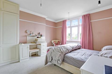 10-fbc2JHPropWorld - 21 Tannsfeld Road - 28.jpg