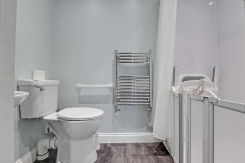 02-6466JHPropWorld - 21 Tannsfeld Road - 4.jpg