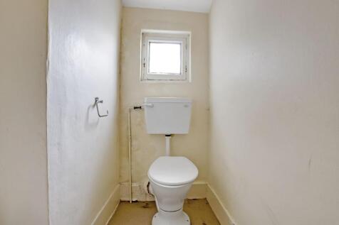 03-2901JHPropWorld - 41 Sydenham Road -19-medium.j