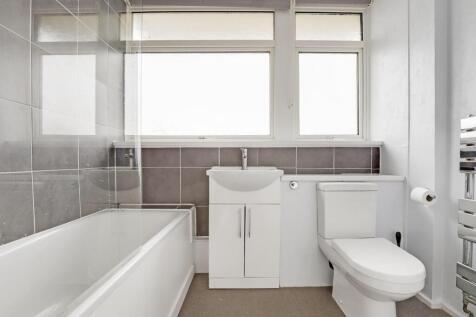 03-2384JHPropWorld - 15 Hensford Gardens - 28-medi