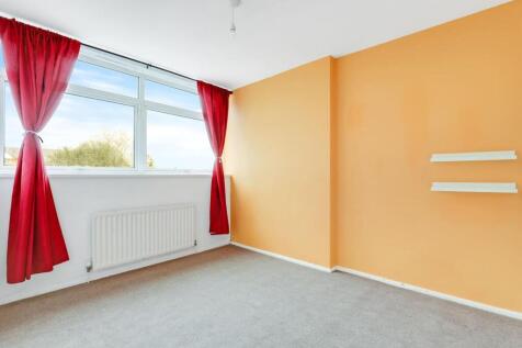 14-2ff5JHPropWorld - 15 Hensford Gardens - 16-medi