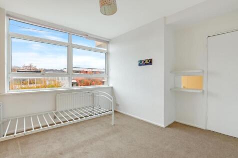 07-deeaJHPropWorld - 15 Hensford Gardens - 40-medi