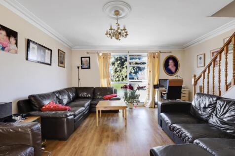 09-c50609-3b54JHPropWpen - 6 Hollman Square - 16.j