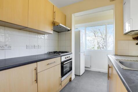 05-0d08JHPropWorld - 142 Moremead Road - 31.jpg