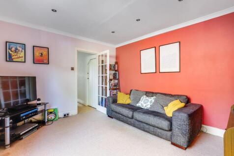 09-9da8JHPropWorld - 72 Knighton Park Road -25-med