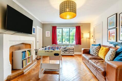 Snug/Sitting Room