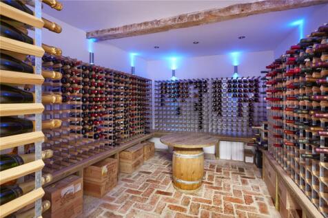 Cellar/Wine Room