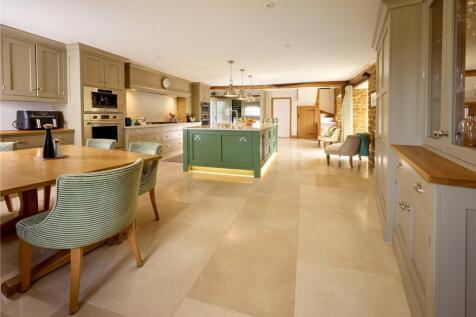Kitchen/Breakfast