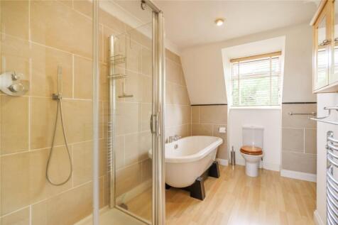 Bath/Shower Room