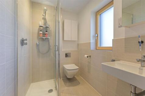 Bath/Shower Room
