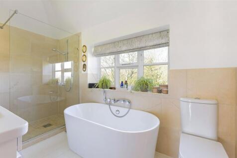 Bath/Shower Room