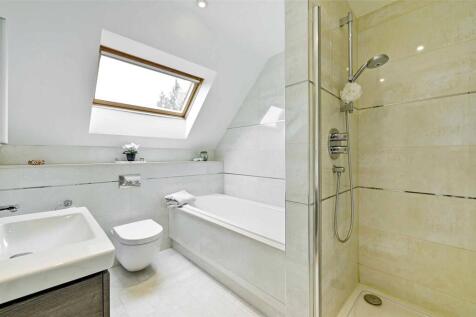 Bath/Shower Room