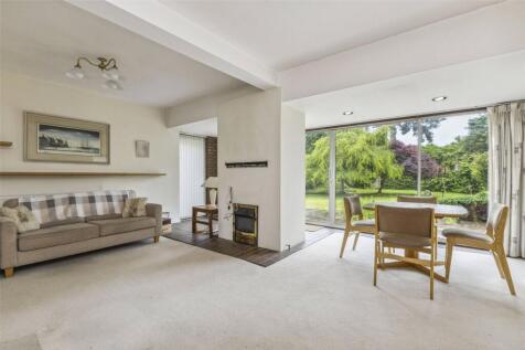Family/Dining Room