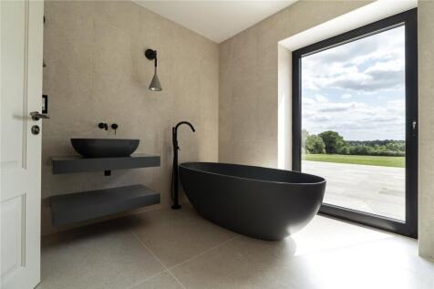 Bath/Shower Room