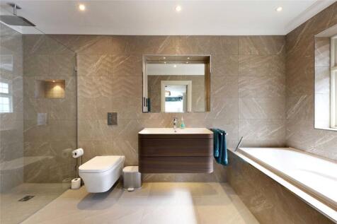 Bath/Shower Room