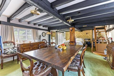 Dining/Sitting Room