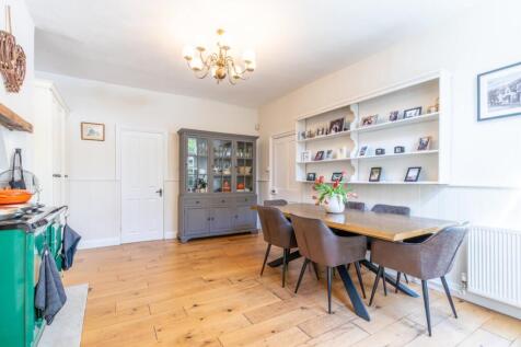 Breakfast Room