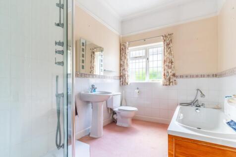 En Suite Shower