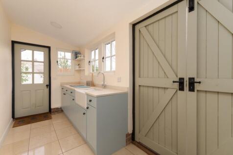 Studio Kitchen