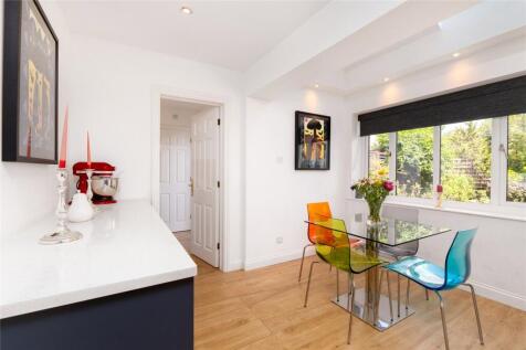 Breakfast Room