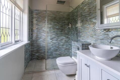 En Suite Shower