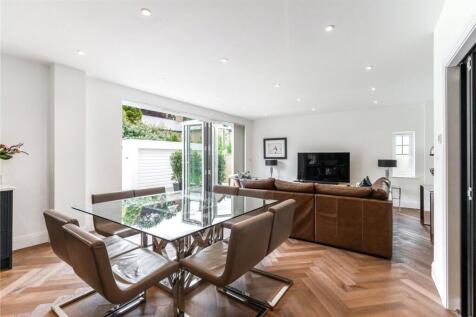 Dining/Living Area
