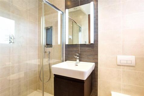 Bedroom Two En Suite