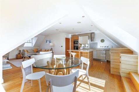 Dining/Kitchen