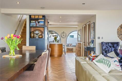 Lounge/Diner