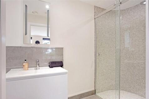 Bed Three En Suite