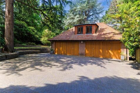 Four Car Garage
