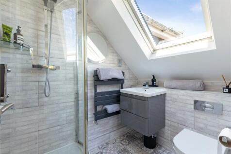 Primary En Suite